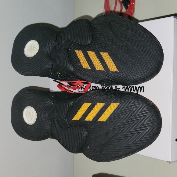 Adidas 2021 Trae Young 1 'Atlanta Hawks' Vivid Red/Team College Gold/Core Black - Picture 6 of 9